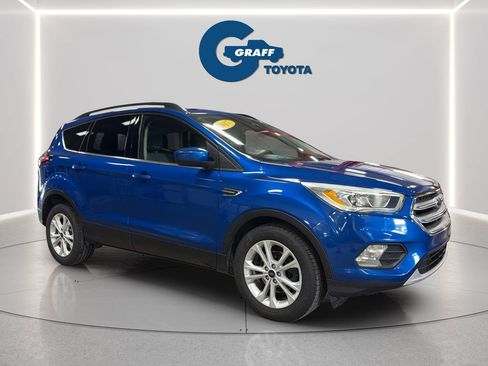 Used 2017 Ford Escape SE w/ Equipment Group 201A FWD image 10