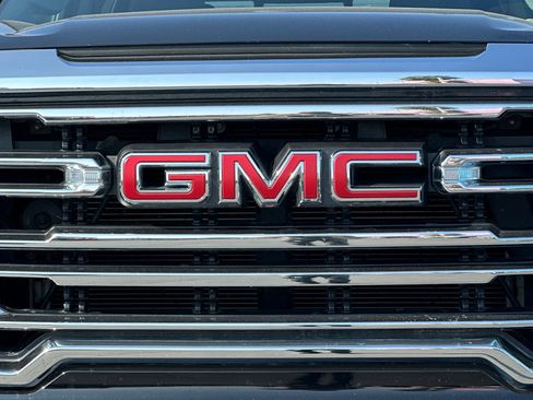 Used 2021 GMC Sierra 1500 SLT w/ SLT Premium Package image 38