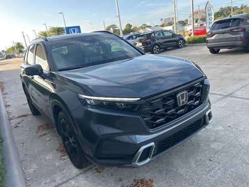 Used 2025 Honda CR-V Sport Touring image 3
