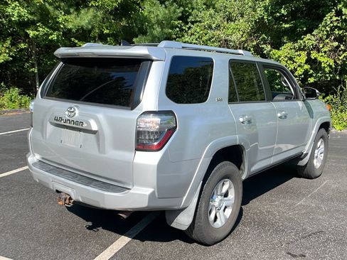Used 2016 Toyota 4Runner SR5 Premium AWD/4WD image 6