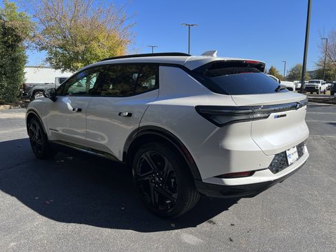 New 2025 Chevrolet Equinox EV RS w/ Active Safety Package 3 image 8