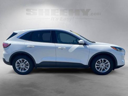 Certified 2020 Ford Escape SE FWD image 4