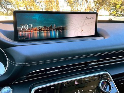 Used 2021 Genesis GV80 2.5T w/ Advanced Package 03 image 5