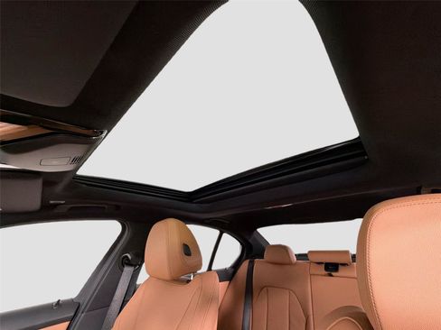 New 2026 BMW 330i xDrive Sedan w/ Premium Package AWD/4WD image 41