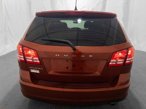 Used 2013 Dodge Journey SE image 5