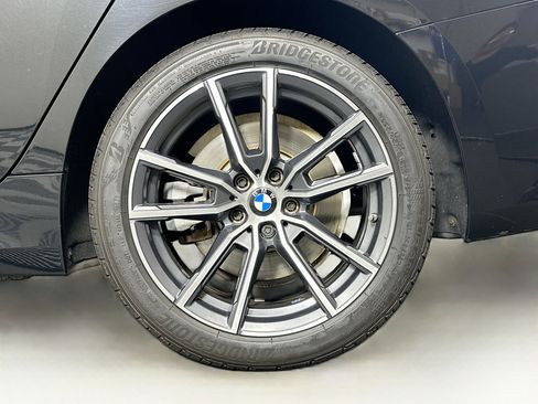 Used 2021 BMW 330i Sedan w/ Convenience Package RWD image 11