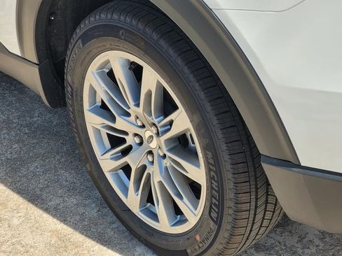 New 2026 Ford Explorer Platinum image 5