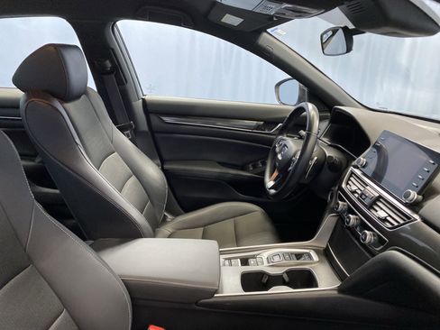 Used 2022 Honda Accord Sport image 40