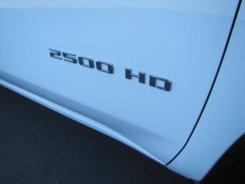Used 2022 Chevrolet Silverado 2500 LT w/ Fleet Comfort Package AWD/4WD image 27
