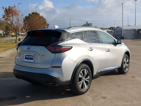 Used 2023 Nissan Murano SV image 3