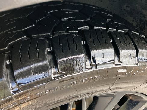 Used 2022 Kia Telluride SX w/ SX Prestige Package image 12