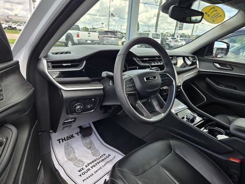 Used 2022 Jeep Grand Cherokee Limited 4xe AWD/4WD image 2