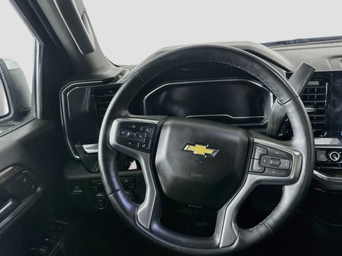 Used 2024 Chevrolet Silverado 1500 LT AWD/4WD image 18