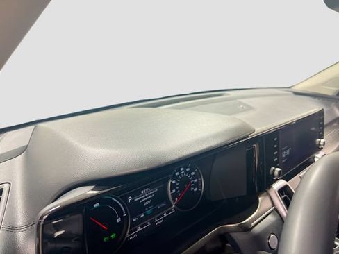 Certified 2023 Kia Sorento EX FWD image 9