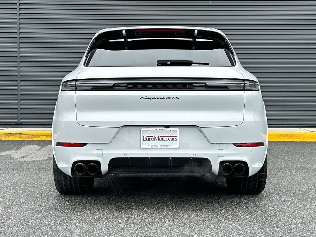 Certified 2025 Porsche Cayenne GTS AWD/4WD image 10