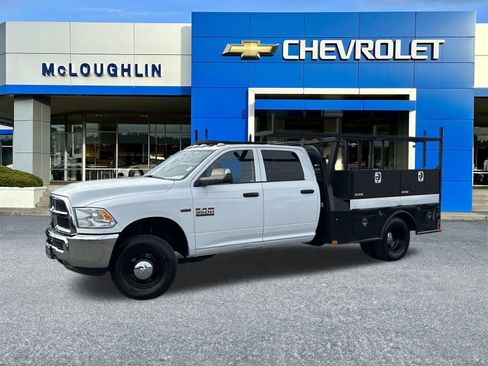 Used 2018 RAM 3500 Tradesman w/ Chrome Appearance Group image 1