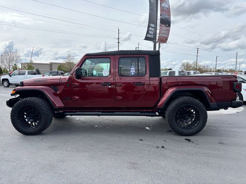 Used 2021 Jeep Gladiator Sport AWD/4WD image 8