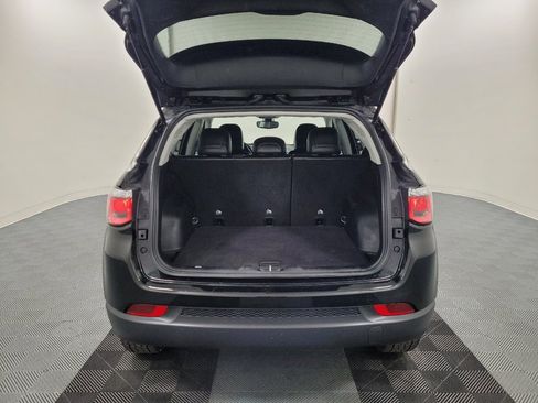 Used 2020 Jeep Compass Latitude AWD/4WD image 29