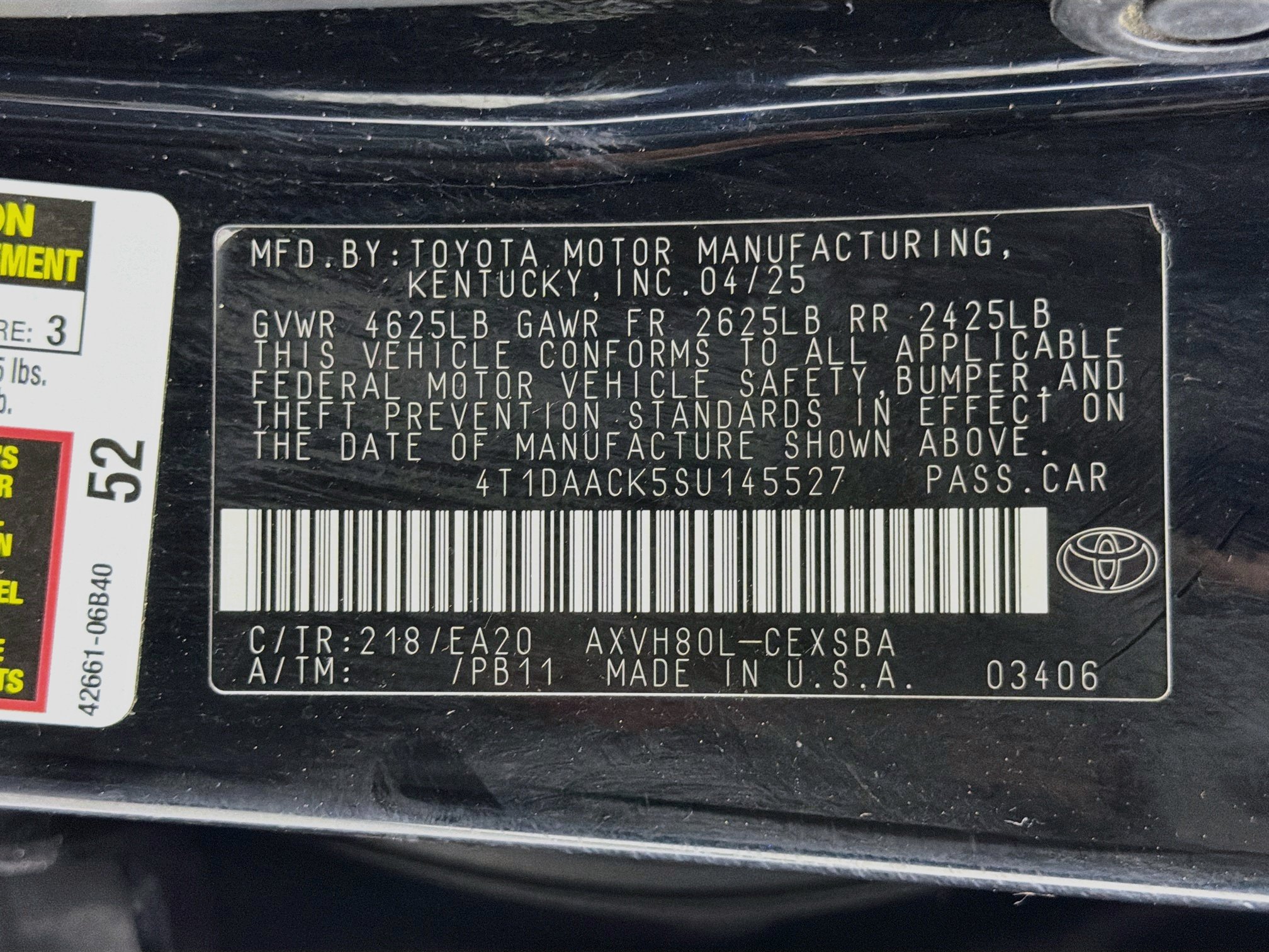 Used 2025 Toyota Camry SE FWD image 12