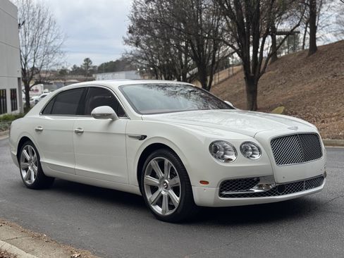 Used 2016 Bentley Flying Spur V8 image 8