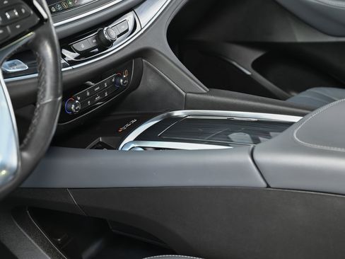 Used 2024 Buick Enclave Essence w/ Sport Touring Edition image 35