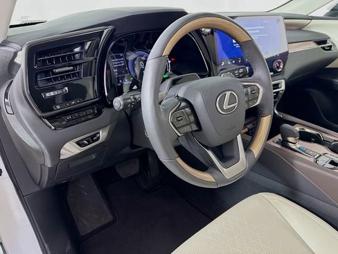 Certified 2023 Lexus RX 350 image 9