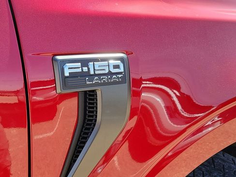 Used 2022 Ford F150 Lariat image 13