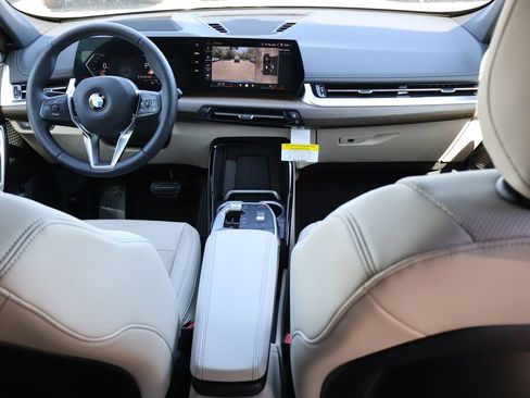 New 2025 BMW X1 xDrive28i w/ Technology Package image 17