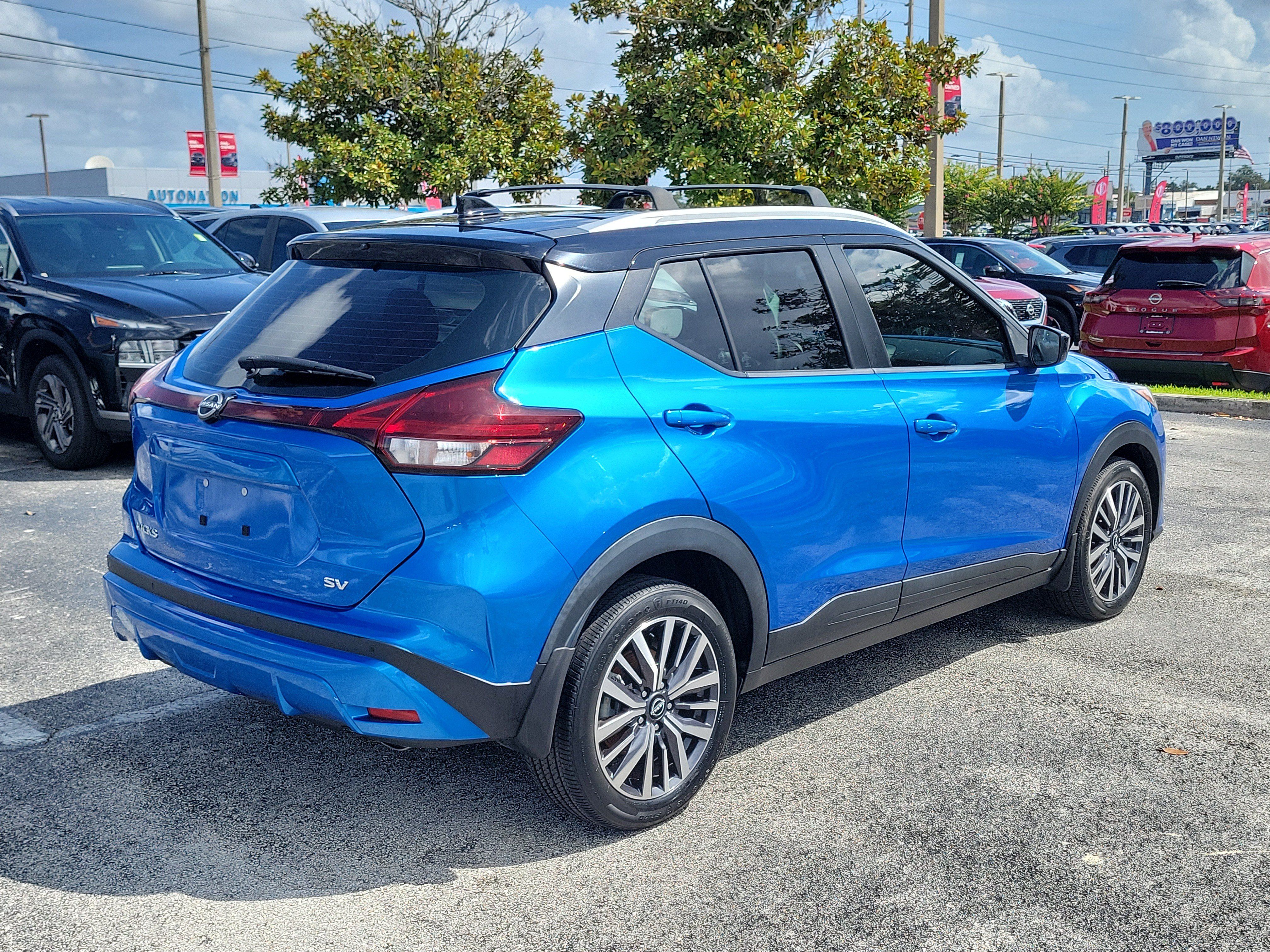 Certified 2022 Nissan Kicks SV FWD image 4