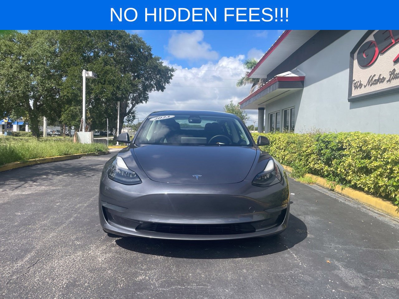 Used 2023 Tesla Model 3 Standard Range RWD image 2
