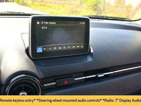 Used 2017 Toyota Yaris iA image 4