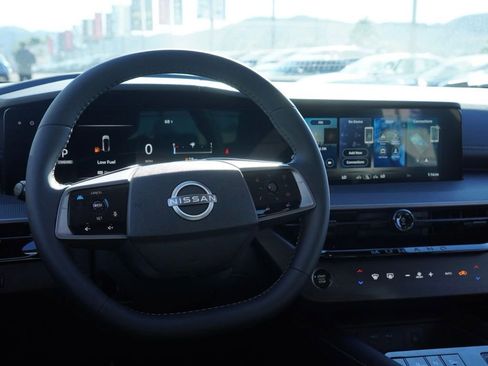 New 2026 Nissan Murano SV image 19