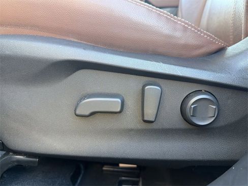 Used 2021 Subaru Forester Touring w/ Popular Package #2 image 12