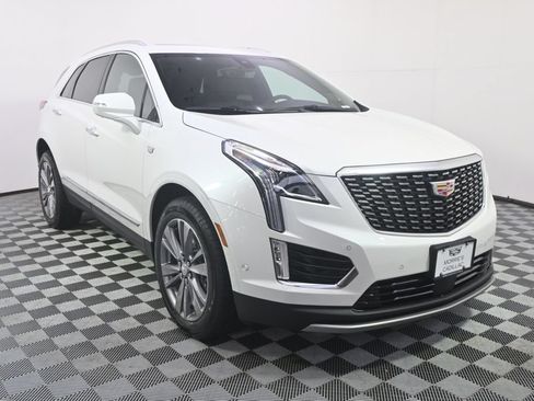 New 2026 Cadillac XT5 Premium Luxury w/ Driver Assist Package AWD/4WD image 9