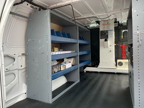 Used 2013 Ford E-350 and Econoline 350 Super Duty image 35