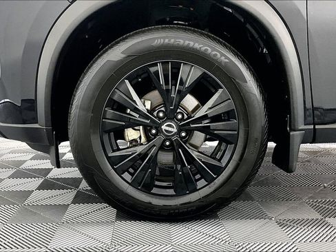 Used 2023 Nissan Rogue SV w/ SV Premium B Package AWD/4WD image 8