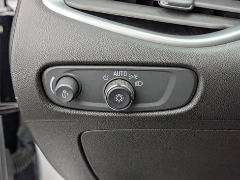 Used 2024 Chevrolet Malibu LT image 21