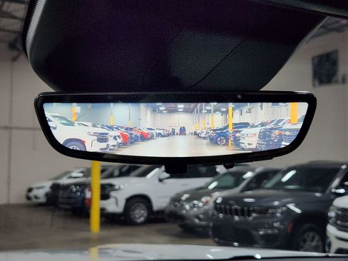 Used 2025 Cadillac Escalade Sport Platinum AWD/4WD image 35