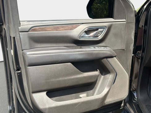 Used 2021 Chevrolet Tahoe LS w/ Driver Alert Package RWD image 18