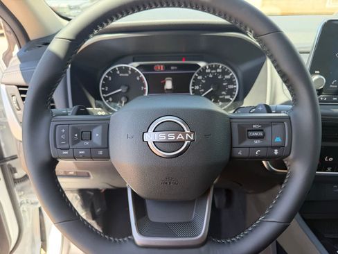 New 2026 Nissan Rogue SV AWD/4WD image 17