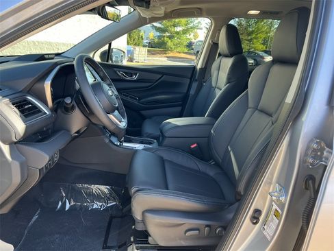 New 2025 Subaru Ascent Limited image 4