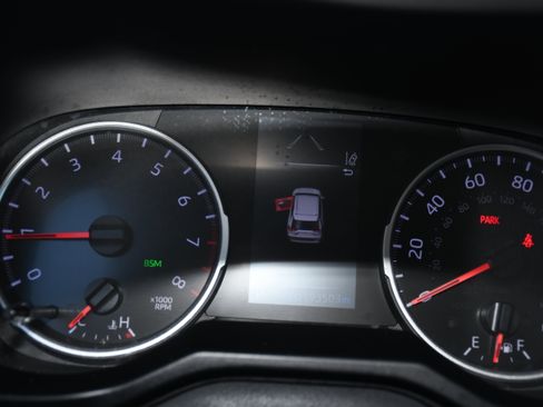 Used 2020 Toyota RAV4 XLE image 13