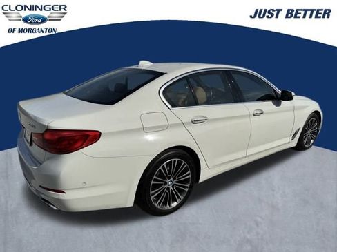 Used 2017 BMW 540i xDrive image 9