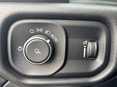 Used 2022 RAM 2500 Tradesman image 26