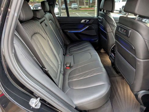Used 2022 BMW X5 M50i w/ Executive Package image 22