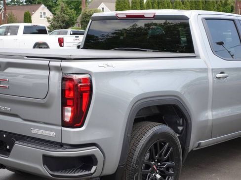 Used 2024 GMC Sierra 1500 Elevation AWD/4WD image 12