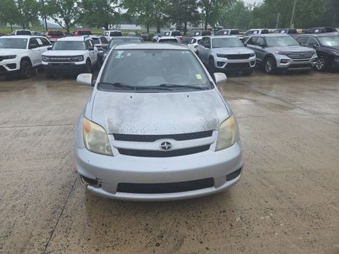 Used 2006 Scion xA FWD image 12