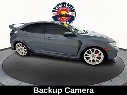 Used 2019 Honda Civic Type R image 5