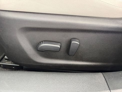 Used 2025 Nissan Altima 2.5 SV FWD image 22