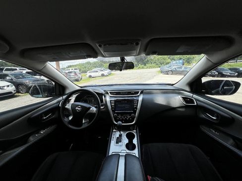 Used 2017 Nissan Murano S w/ Navigation Package FWD image 12